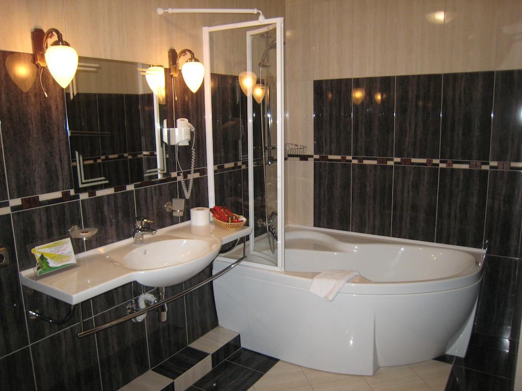 Atrium Hotel Ивано-Франковск Номер фото